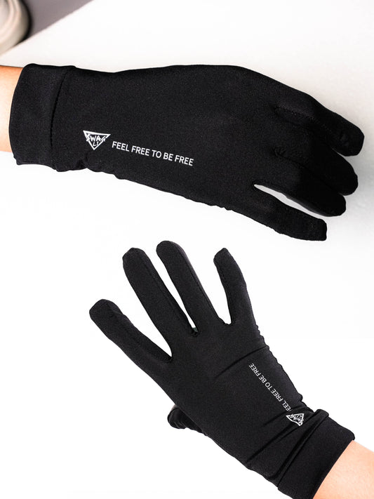 SWAGLI Touchscreen Snow Gloves Liner | Accessories, snow | RicosBoutique
